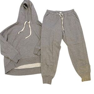 Aerie weekend sweatshirt and pants Set